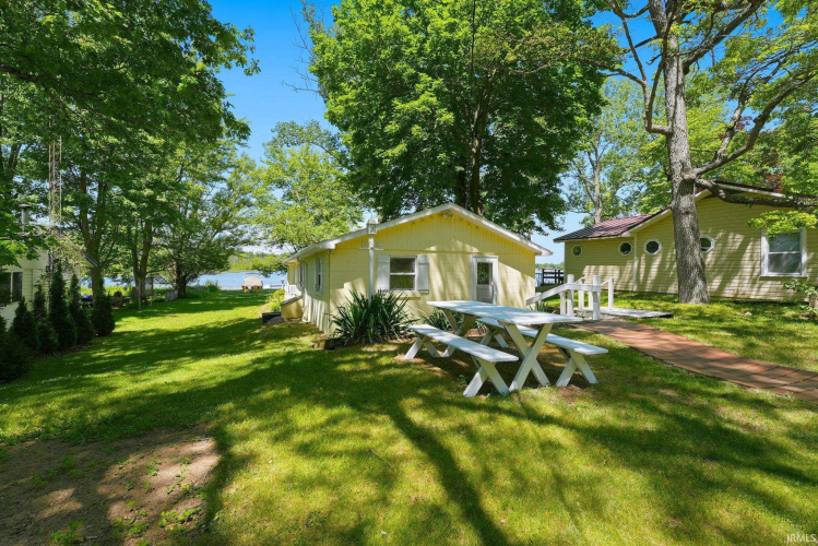 Listing Image 7