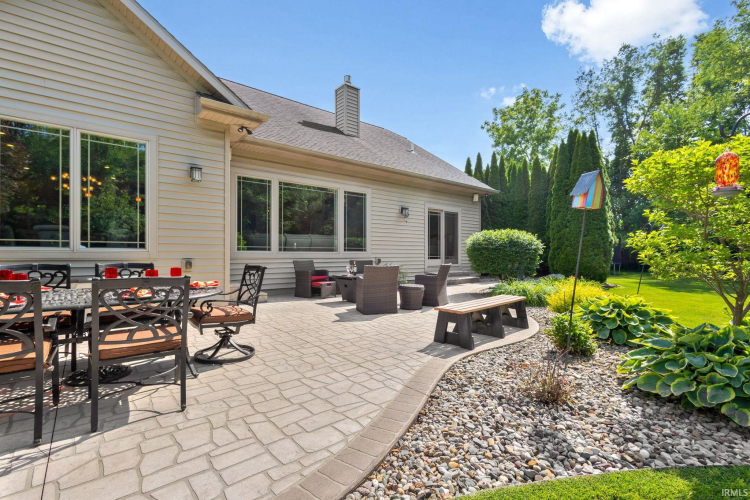 Listing Image 44