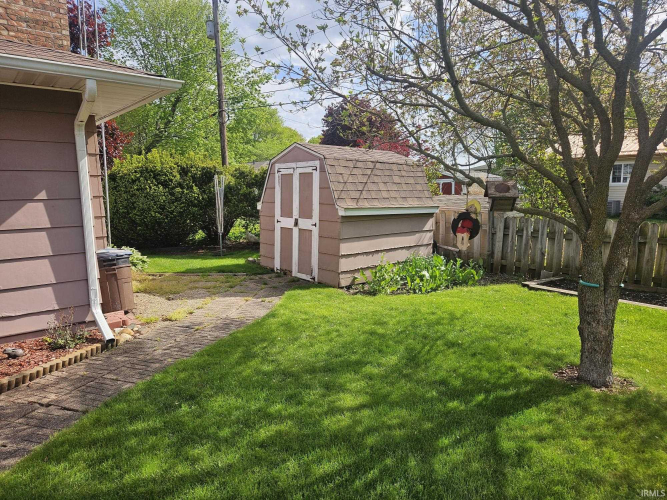 Listing Image 32