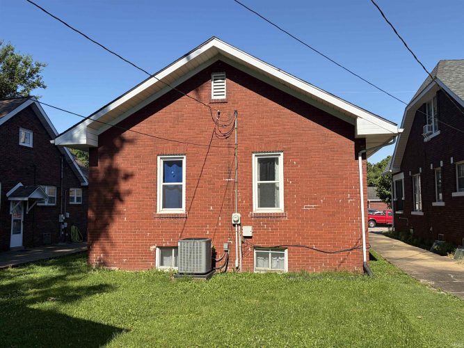 Listing Image 16