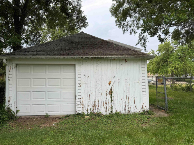 Listing Image 24