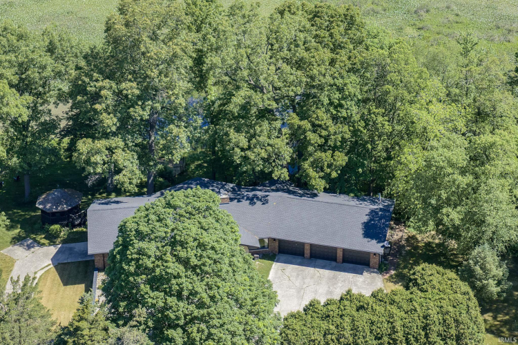 Listing Image 17