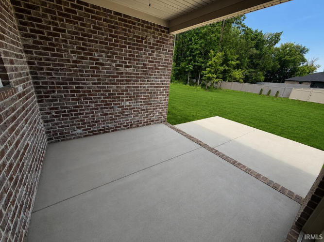Listing Image 22