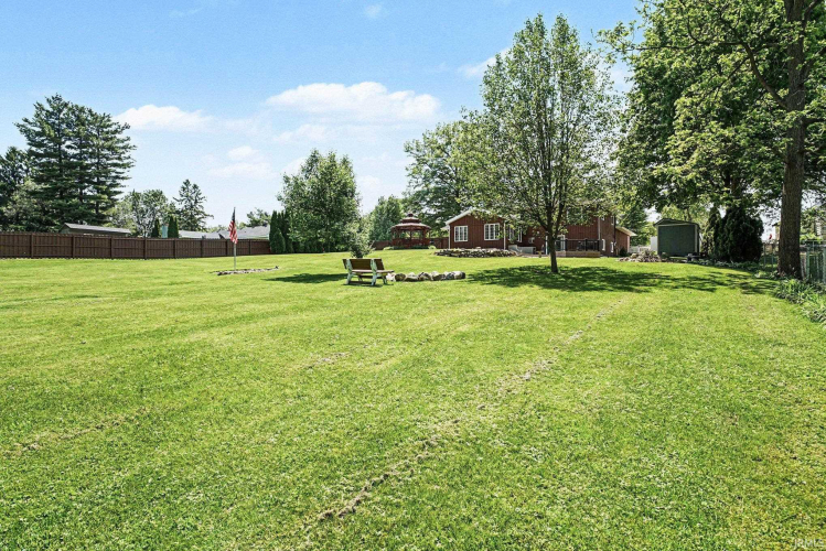 Listing Image 26