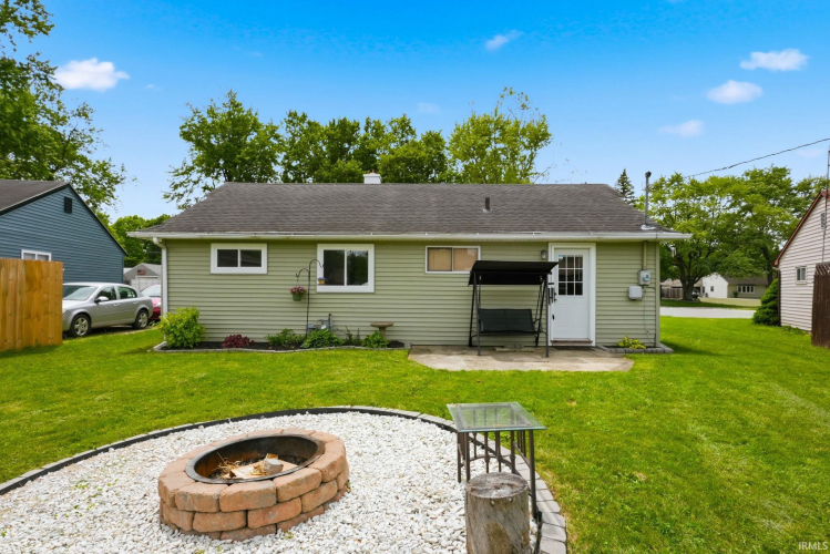 Listing Image 23