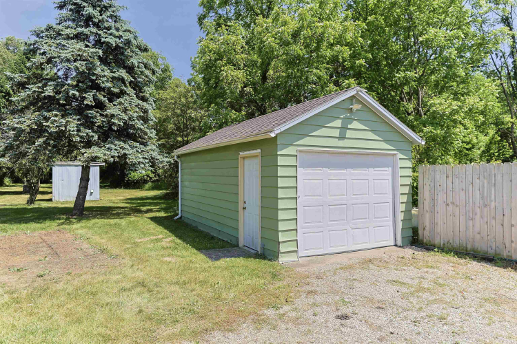 Listing Image 27