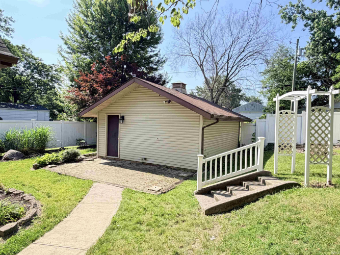 Listing Image 13