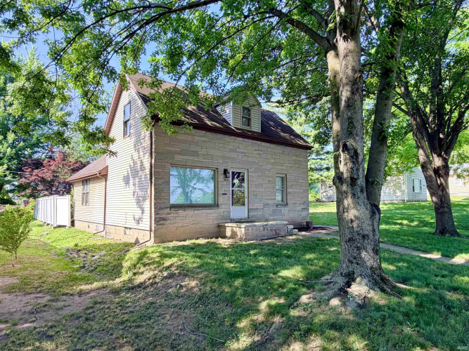 Listing Image 7