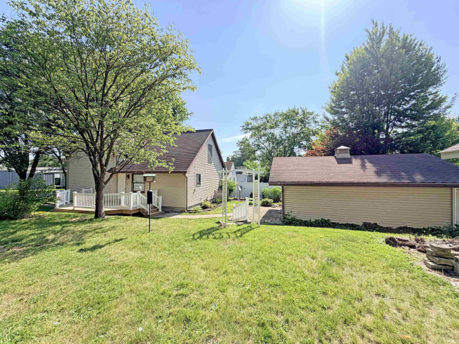Listing Image 8