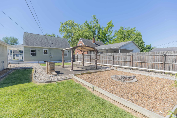 Listing Image 24
