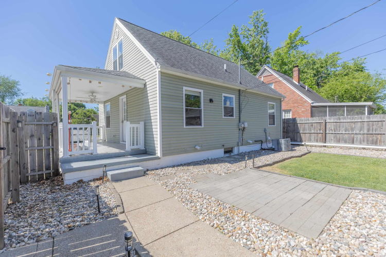 Listing Image 27