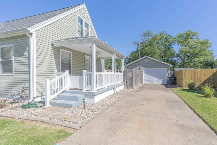 Listing Image 28