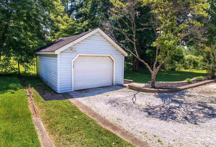 Listing Image 42