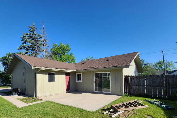 Listing Image 15