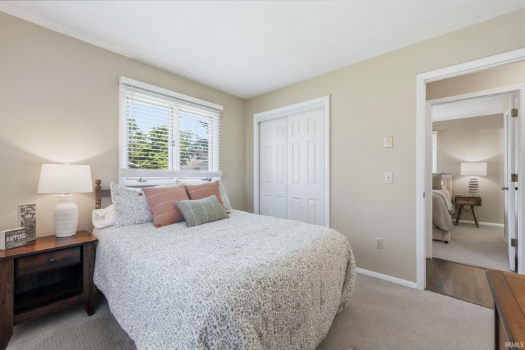 Listing Image 33
