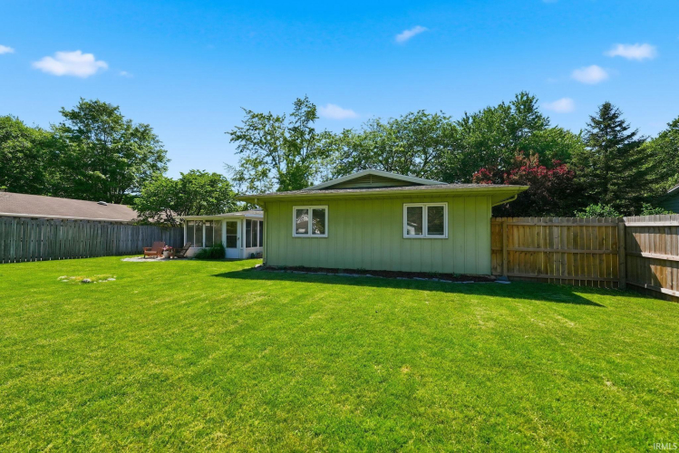 Listing Image 44
