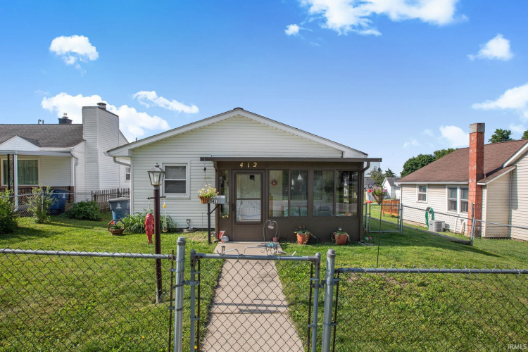 Listing Image 2