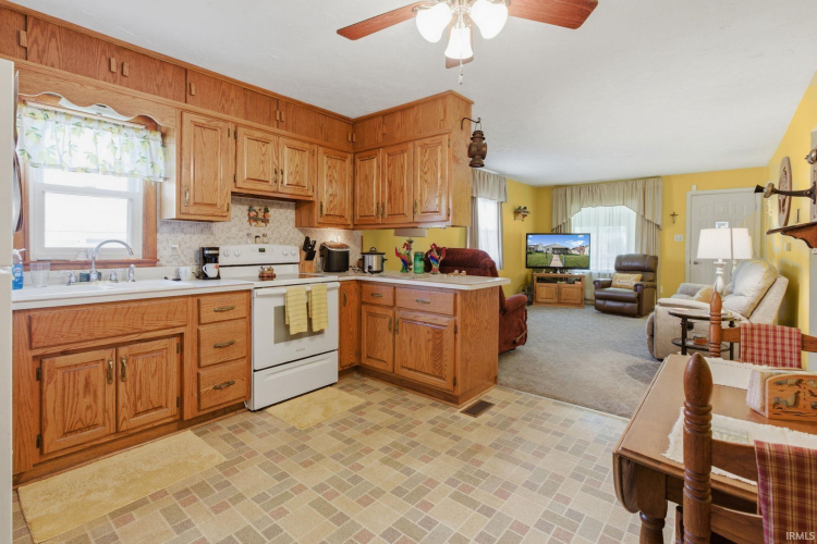 Listing Image 13