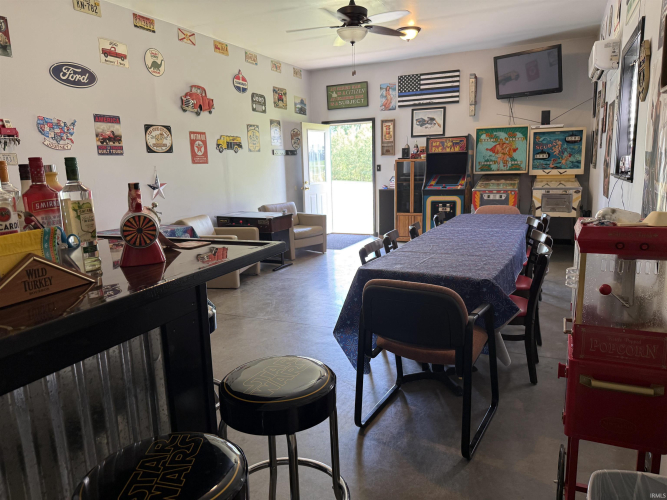 Listing Image 36