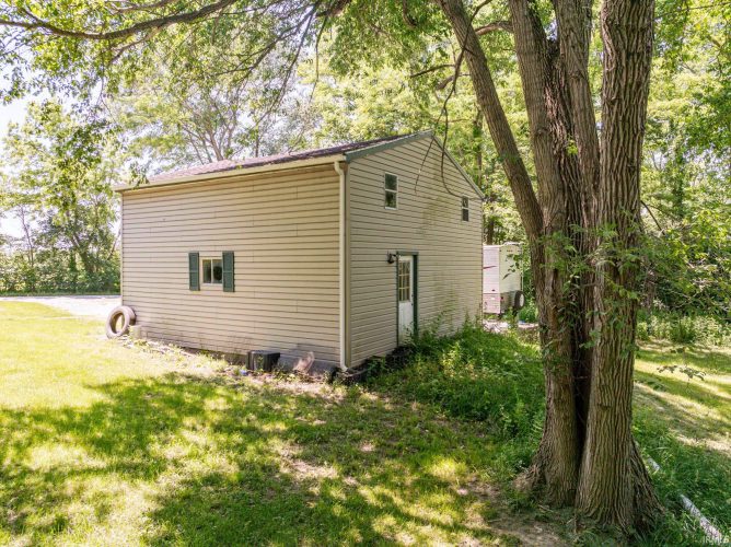 Listing Image 14