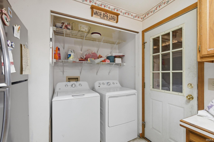 Listing Image 16