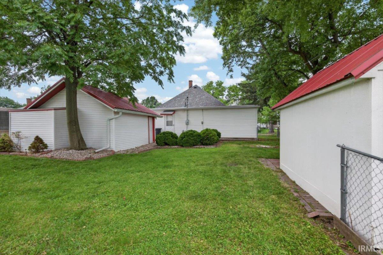 Listing Image 24
