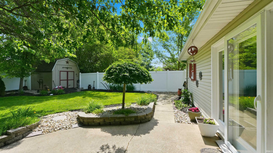 Listing Image 50