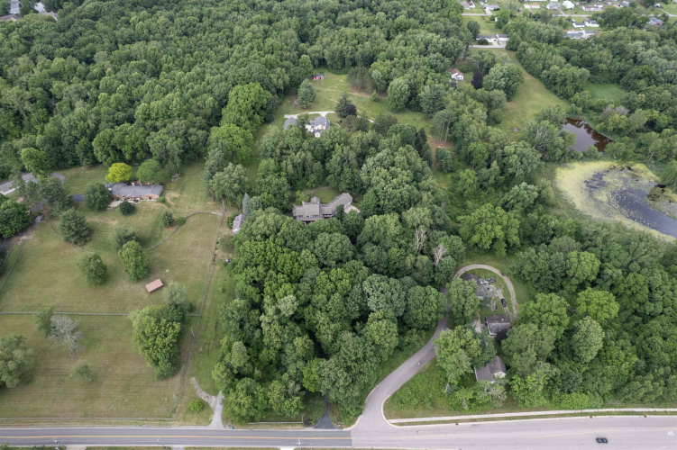 Listing Image 48