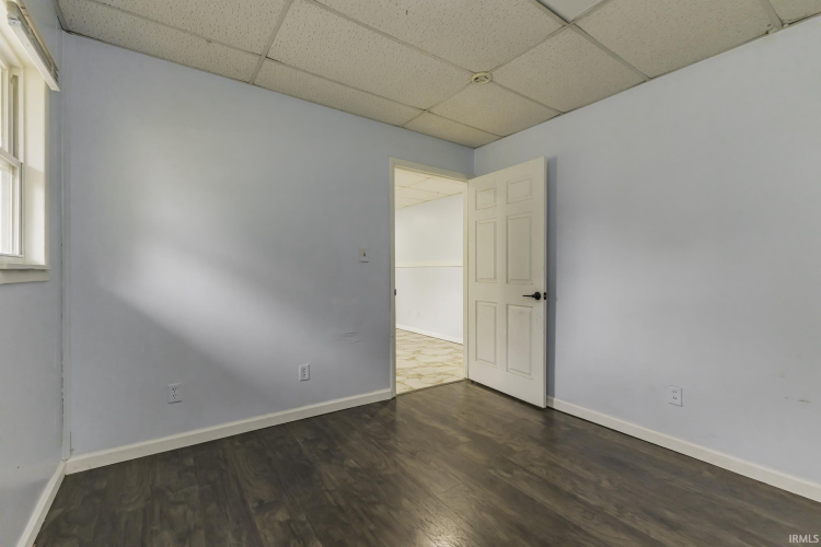Listing Image 34