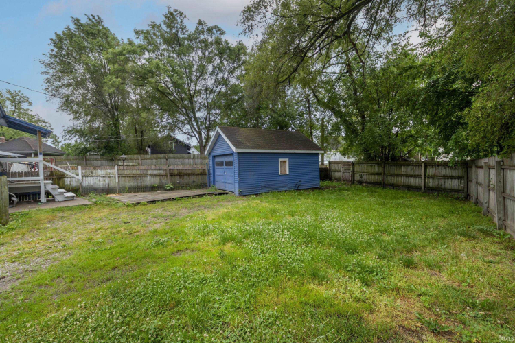 Listing Image 19