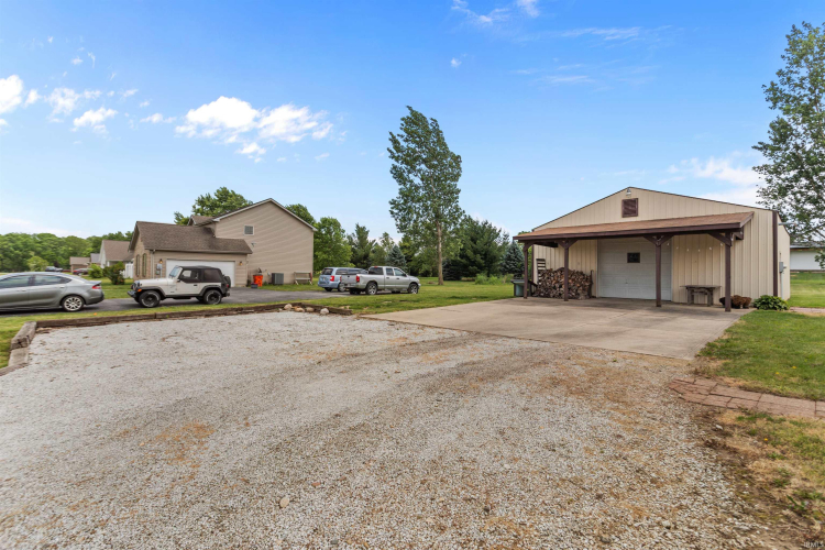 Listing Image 28