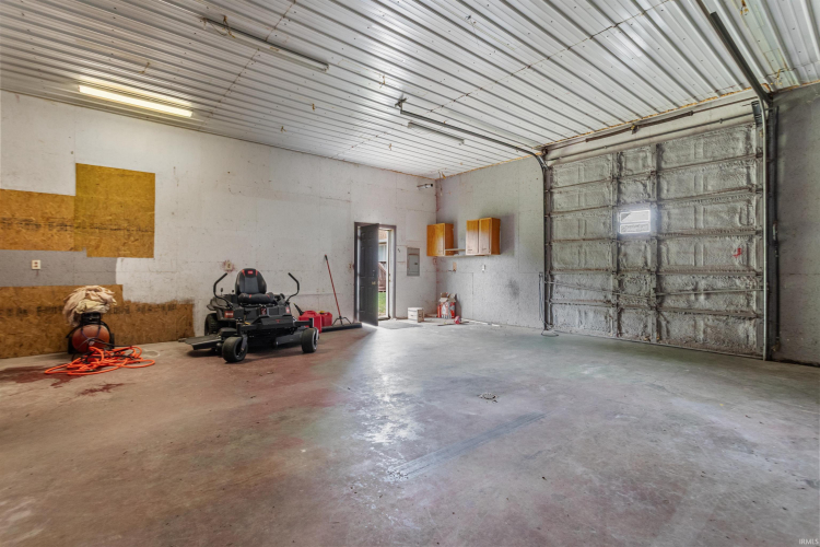 Listing Image 30