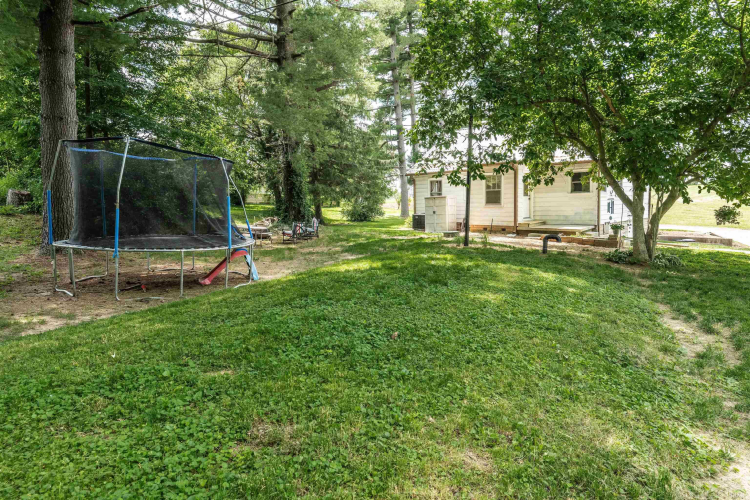 Listing Image 36
