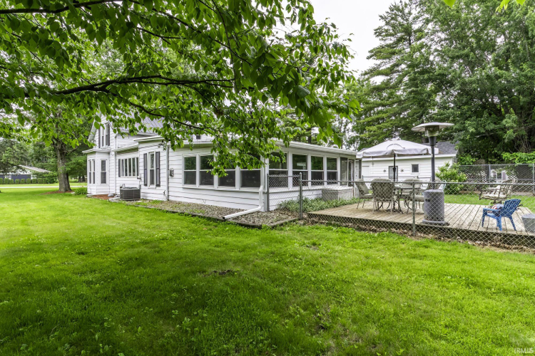 Listing Image 10