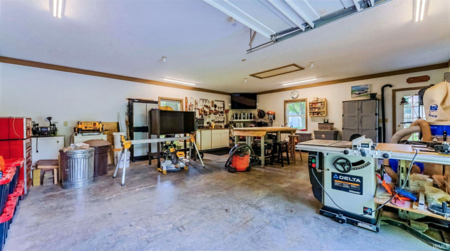 Listing Image 45