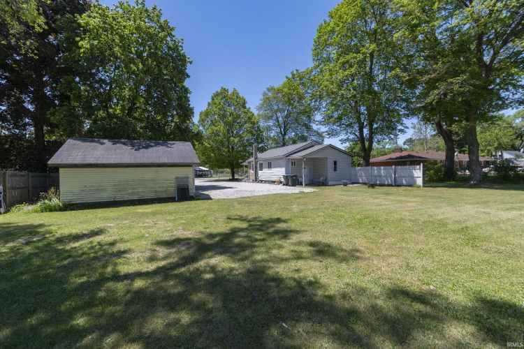 Listing Image 20