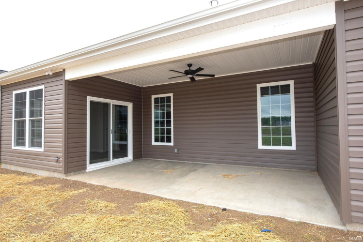 Listing Image 18