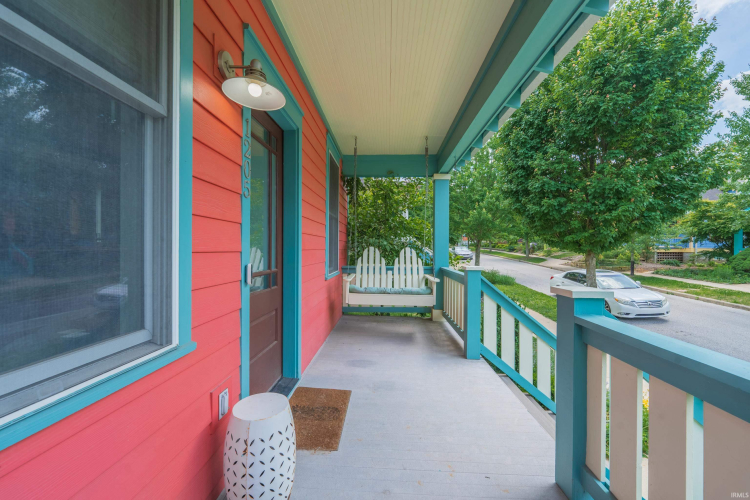 Listing Image 6
