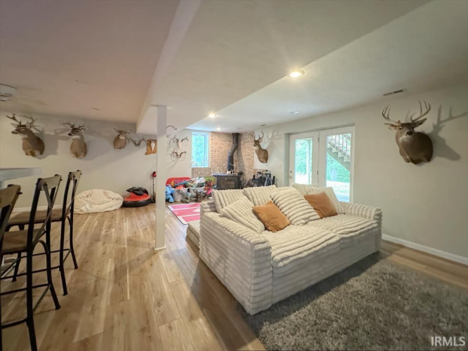 Listing Image 20