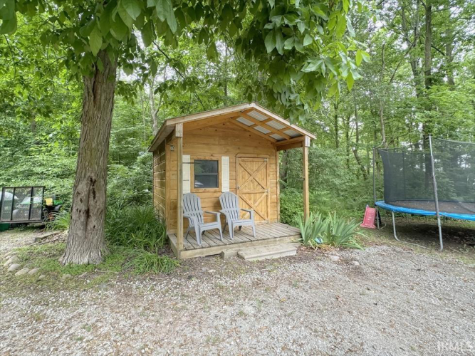 Listing Image 5