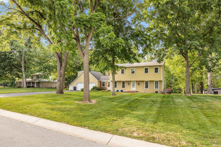 Listing Image 4