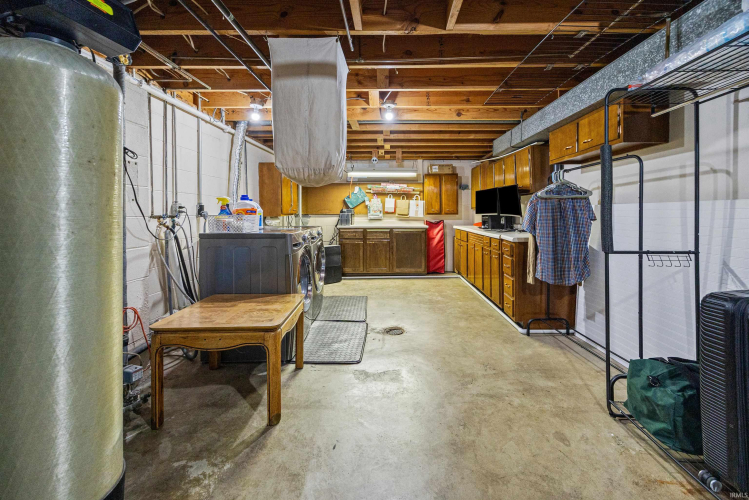 Listing Image 28