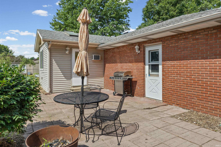 Listing Image 37