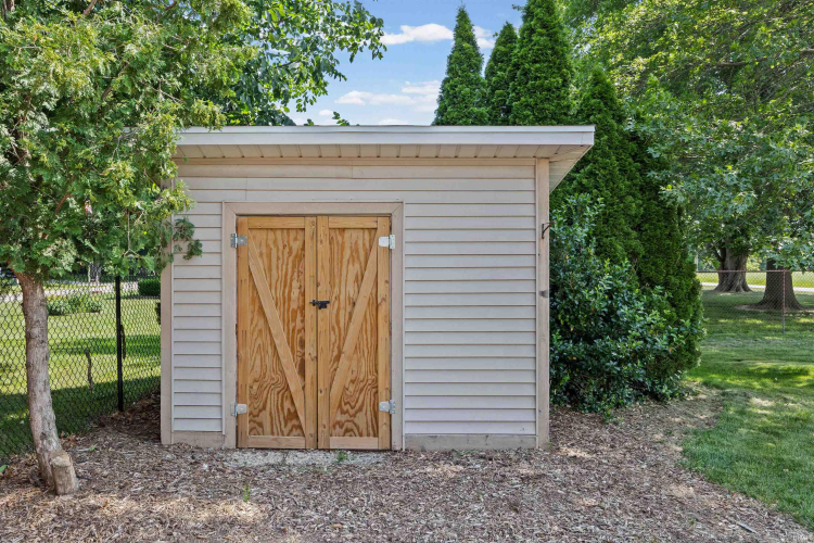Listing Image 41