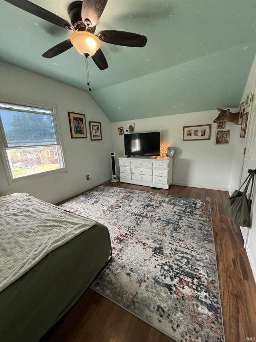 Listing Image 17
