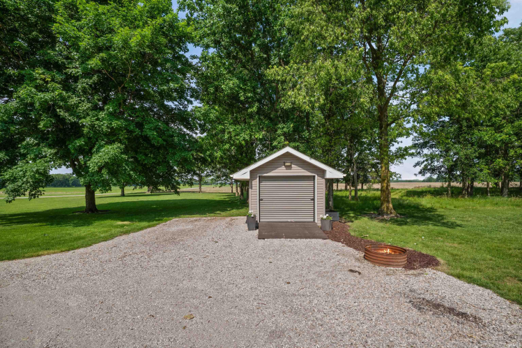 Listing Image 27