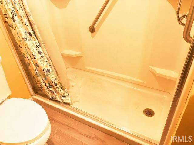 Listing Image 10