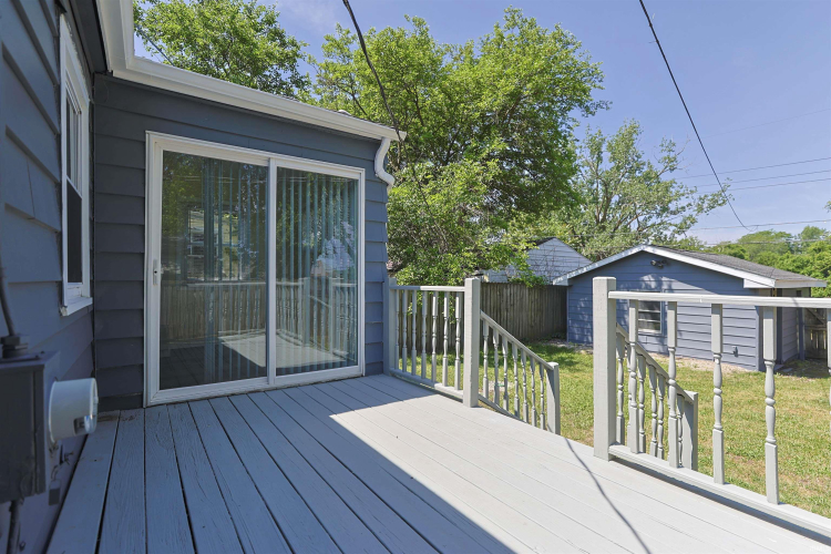Listing Image 41