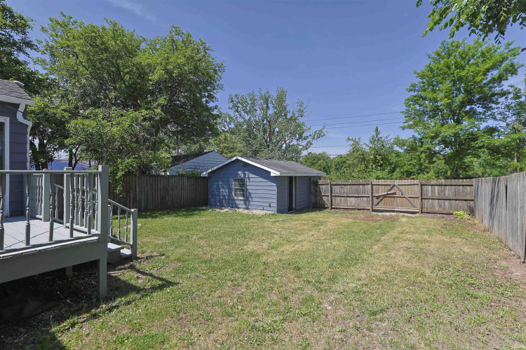 Listing Image 43