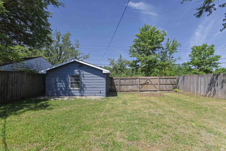 Listing Image 44